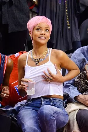 Rihanna OnlyFans Leaked Free Thumbnail Picture - #jDSzxQspwW