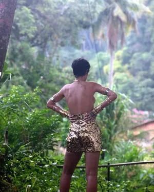 Rihanna OnlyFans Leaked Free Thumbnail Picture - #l6KZX9jpua