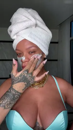 Rihanna OnlyFans Leaked Free Thumbnail Picture - #lGq7UedYXj