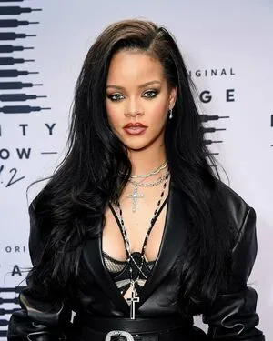 Rihanna OnlyFans Leaked Free Thumbnail Picture - #lmqNhpqvh3