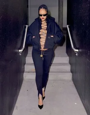 Rihanna OnlyFans Leaked Free Thumbnail Picture - #lwOFhM6eqL