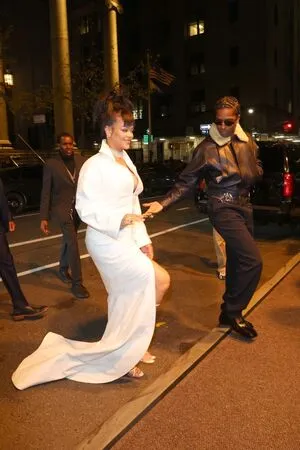 Rihanna OnlyFans Leaked Free Thumbnail Picture - #m83HVfB807