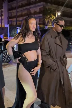 Rihanna OnlyFans Leaked Free Thumbnail Picture - #mGLk7nAjrj