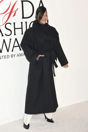 Rihanna OnlyFans Leaked Free Thumbnail Picture - #olZgjaROW8