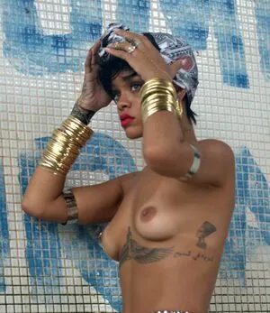 Rihanna OnlyFans Leaked Free Thumbnail Picture - #p2PZbMHxhT