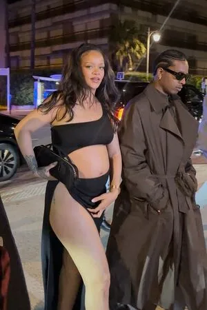 Rihanna OnlyFans Leaked Free Thumbnail Picture - #p9TDdY4z4V