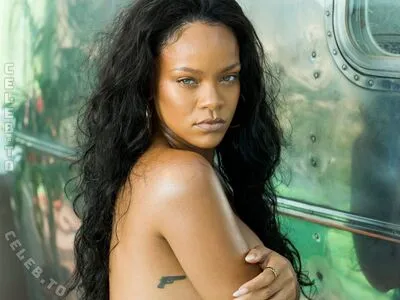 Rihanna OnlyFans Leaked Free Thumbnail Picture - #pbdzIpMGUV