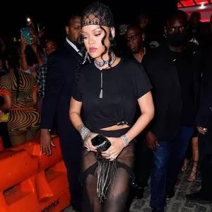 Rihanna OnlyFans Leaked Free Thumbnail Picture - #plvTGprHbn