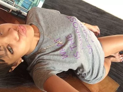 Rihanna OnlyFans Leaked Free Thumbnail Picture - #qduB6QHgka