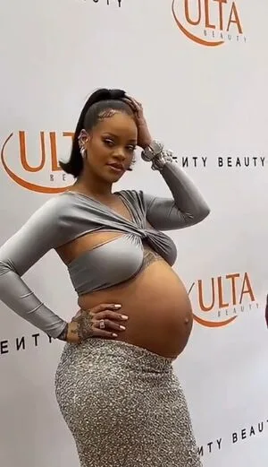 Rihanna OnlyFans Leaked Free Thumbnail Picture - #sEBK60fabf