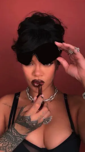 Rihanna OnlyFans Leaked Free Thumbnail Picture - #uLwYxy1cAr