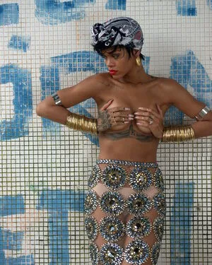 Rihanna OnlyFans Leaked Free Thumbnail Picture - #v76eeBc5bA