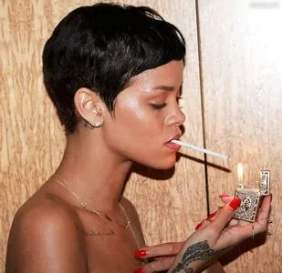 Rihanna OnlyFans Leaked Free Thumbnail Picture - #vBYtDwyhzo