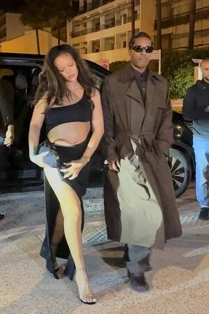 Rihanna OnlyFans Leaked Free Thumbnail Picture - #ylbJn8G4cn