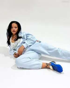 Rihanna OnlyFans Leaked Free Thumbnail Picture - #z694zkP4Wb