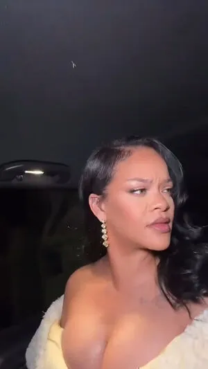 Rihanna OnlyFans Leaked Free Thumbnail Picture - #zqENrnfthU