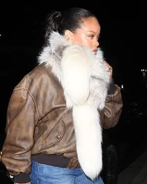 Rihanna OnlyFans Leaked Free Thumbnail Picture - #ztwfLiXLKY