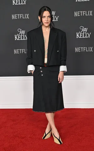 Riley Keough OnlyFans Leaked Free Thumbnail Picture - #3zqBqvsAW8