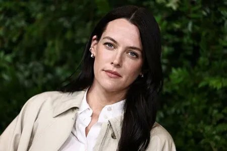 Riley Keough OnlyFans Leaked Free Thumbnail Picture - #7F35kAXl2J