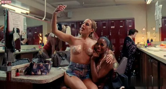 Riley Keough OnlyFans Leaked Free Thumbnail Picture - #8ExYriKgP3