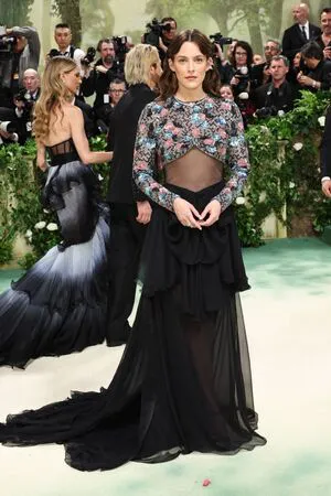 Riley Keough OnlyFans Leaked Free Thumbnail Picture - #J4xHE1T48s