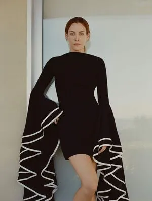 Riley Keough OnlyFans Leaked Free Thumbnail Picture - #iV5p23cHf7