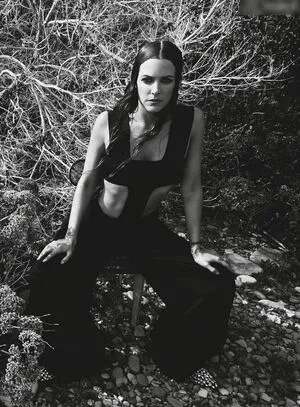 Riley Keough OnlyFans Leaked Free Thumbnail Picture - #n5ZYvS1WRT