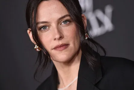 Riley Keough OnlyFans Leaked Free Thumbnail Picture - #sTvcq4aaRk