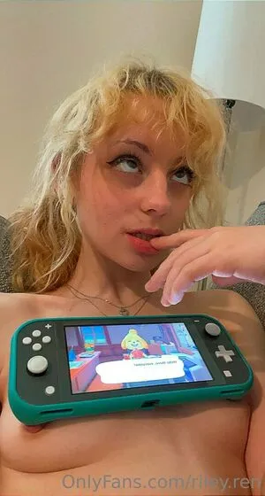 Riley Ren OnlyFans Leaked Free Thumbnail Picture - #hep72Mmrky