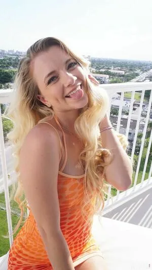 Riley Star OnlyFans Leaked Free Thumbnail Picture - #MdUKikGSzp