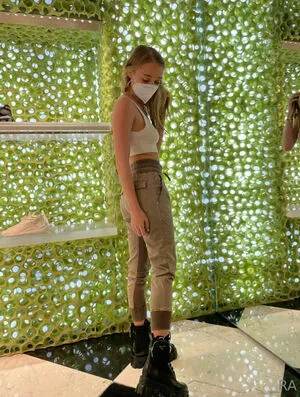 Rileyannemodel OnlyFans Leaked Free Thumbnail Picture - #x8C8xWVMLj