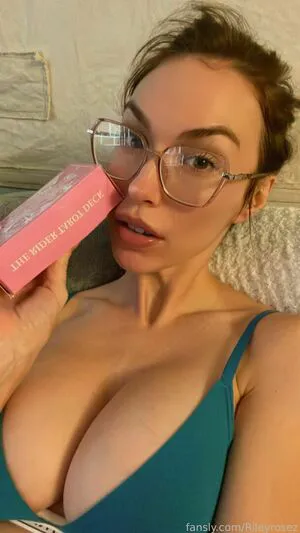 Rileyrosez OnlyFans Leaked Free Thumbnail Picture - #rnD16YFYYp