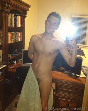 Rileyryder99 OnlyFans Leaked Free Thumbnail Picture - #AddyX9mbTF