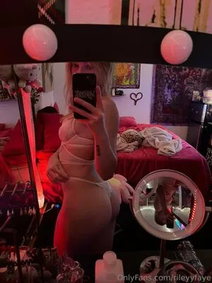 Rileyyfaye OnlyFans Leaked Free Thumbnail Picture - #b2gaNAyrC0