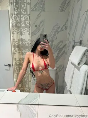 Rileyyfoxx OnlyFans Leaked Free Thumbnail Picture - #jGqdzTBeK0