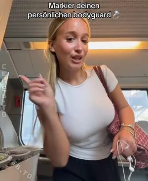 Rina Official OnlyFans Leaked Free Thumbnail Picture - #xRhmkNTMNd
