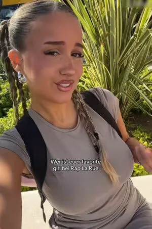 Rina OnlyFans Leaked Free Thumbnail Picture - #3a6nN3ZS6z