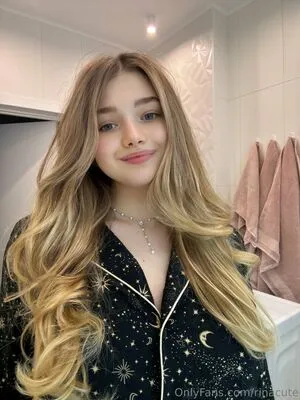 Rinacute OnlyFans Leaked Free Thumbnail Picture - #4ZaalD8jHb