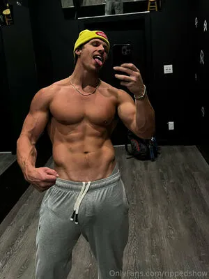 Rippedshow OnlyFans Leaked Free Thumbnail Picture - #2CDVk1J1lQ