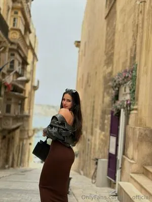 Riri Official OnlyFans Leaked Free Thumbnail Picture - #2z9pzy8zb7