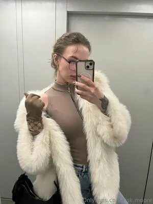 Risk Moore OnlyFans Leaked Free Thumbnail Picture - #cgLKIasna0