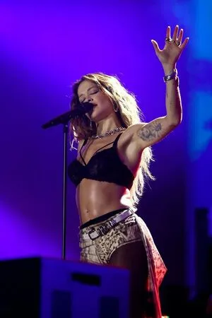 Rita Ora OnlyFans Leaked Free Thumbnail Picture - #0yudJKn4Ic