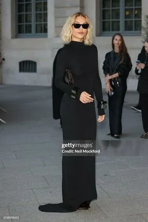 Rita Ora OnlyFans Leaked Free Thumbnail Picture - #1lGSwT98vL