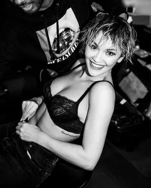 Rita Ora OnlyFans Leaked Free Thumbnail Picture - #4pcEde4JMk