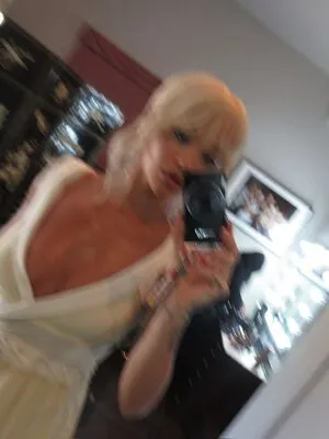 Rita Ora OnlyFans Leaked Free Thumbnail Picture - #4veoYnGbCH