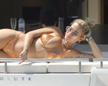 Rita Ora OnlyFans Leaked Free Thumbnail Picture - #6bsybDyzis