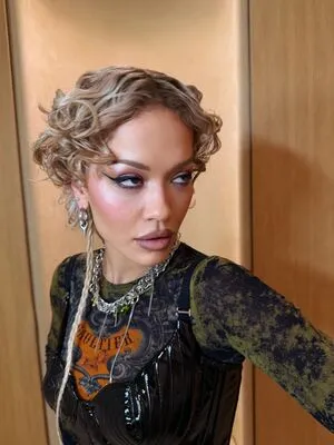 Rita Ora OnlyFans Leaked Free Thumbnail Picture - #Bq3AMpkNSo