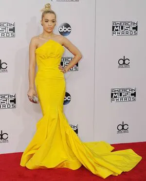 Rita Ora OnlyFans Leaked Free Thumbnail Picture - #FNmpAGBUYr