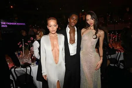 Rita Ora OnlyFans Leaked Free Thumbnail Picture - #GmnWy9jkvu