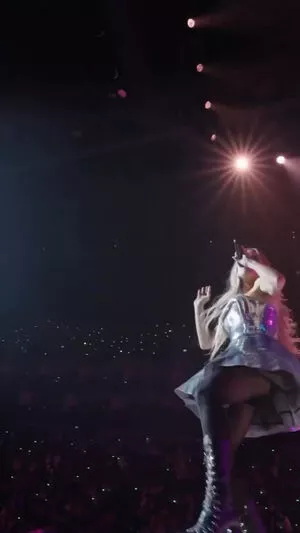 Rita Ora OnlyFans Leaked Free Thumbnail Picture - #QRPsABLXxD